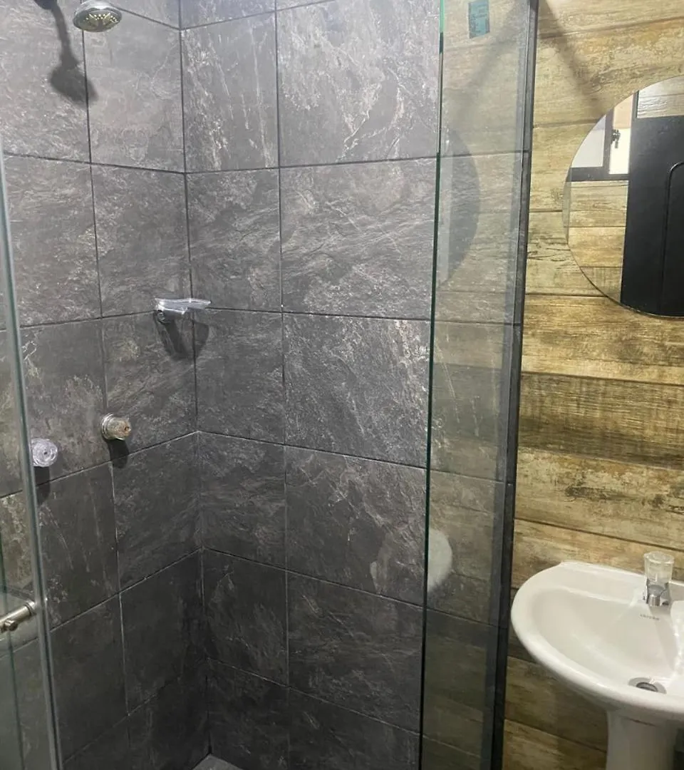 Apartament E1 Aire Acondicionado 100Mt2, 4 Habtaciones En La Mejor Zona, Laureles Estadio Medellin