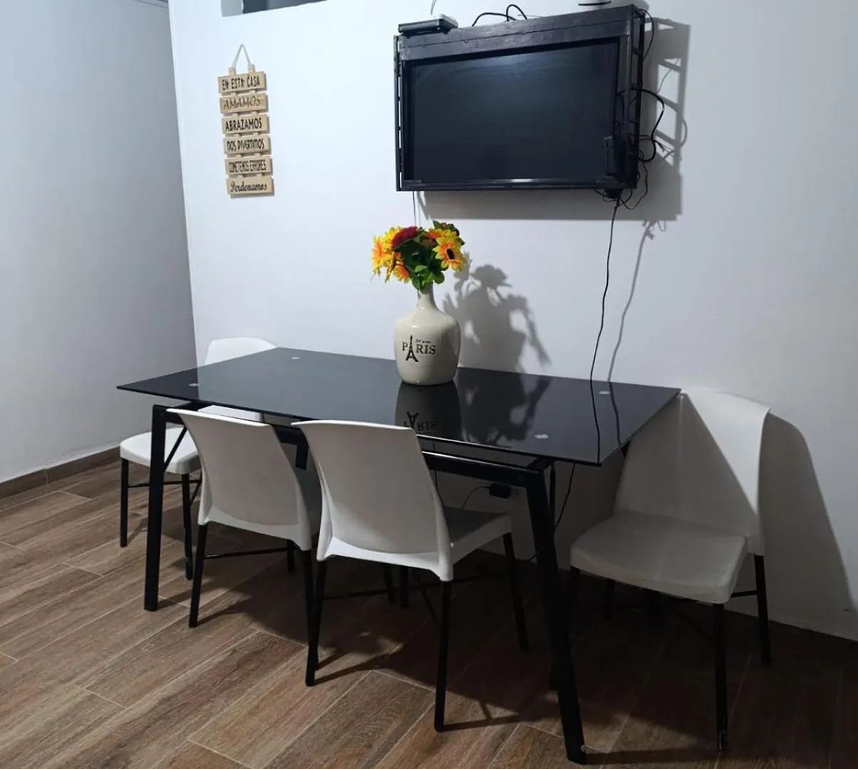 Apartment Apartament E1 Aire Acondicionado 100Mt2, 4 Habtaciones En La Mejor Zona, Laureles Estadio Medellin Colombia