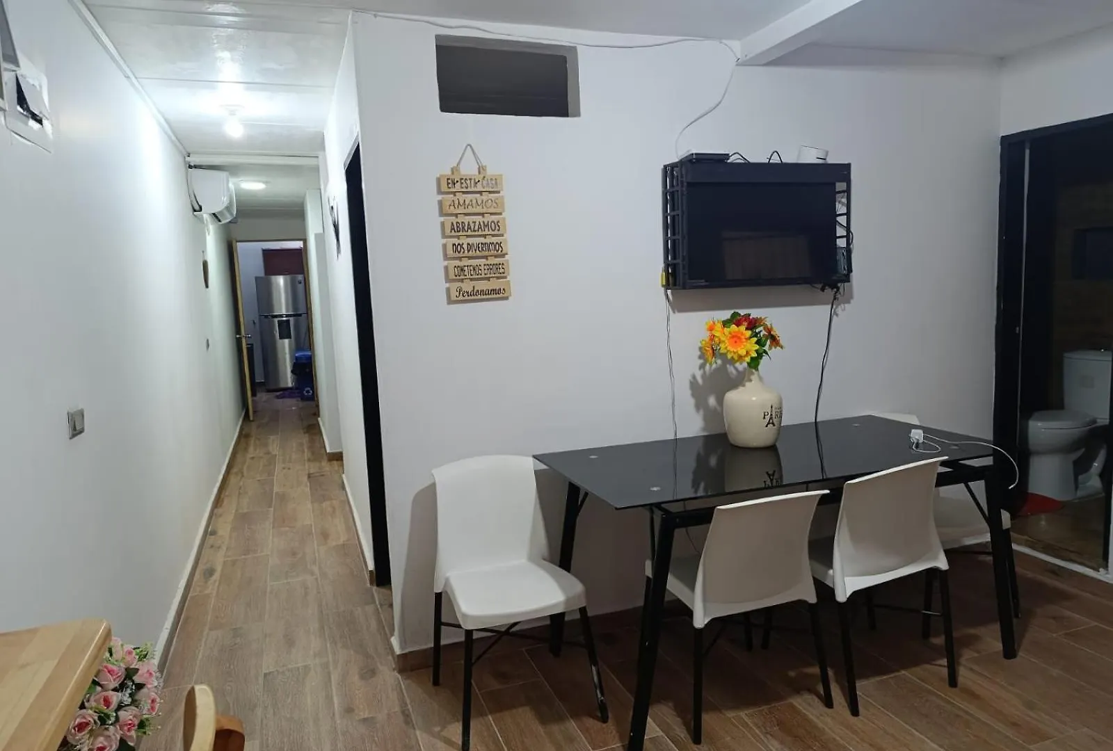 Apartament E1 Aire Acondicionado 100Mt2, 4 Habtaciones En La Mejor Zona, Laureles Estadio Medellin Apartment